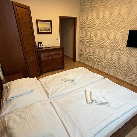 Spa & Wellness Hotel Orchidea Veľký Meder Exteriör bild