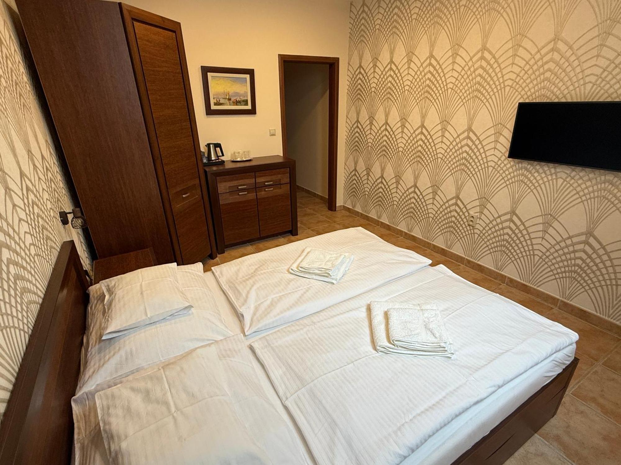Spa & Wellness Hotel Orchidea Veľký Meder Exteriör bild
