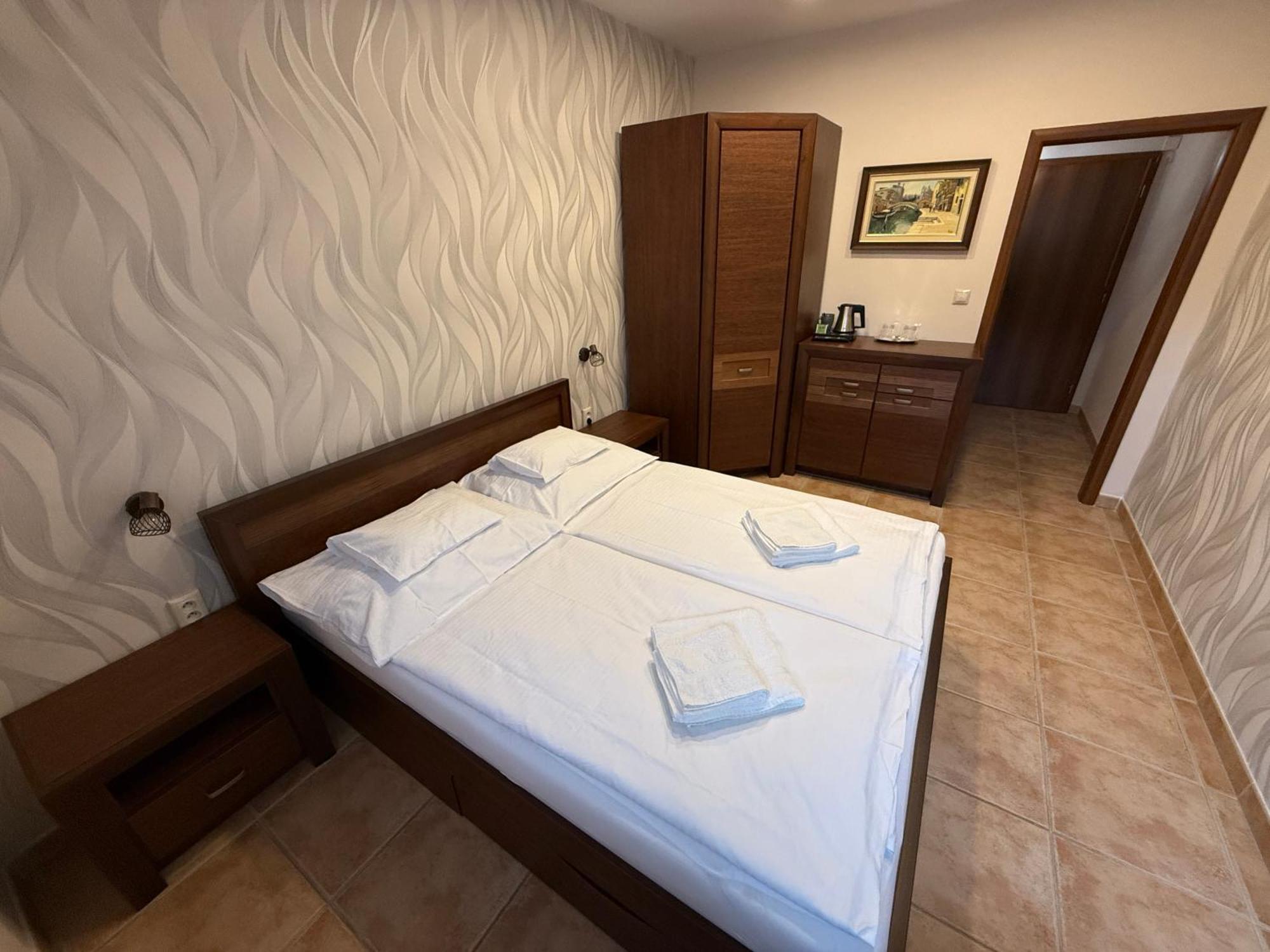Spa & Wellness Hotel Orchidea Veľký Meder Exteriör bild