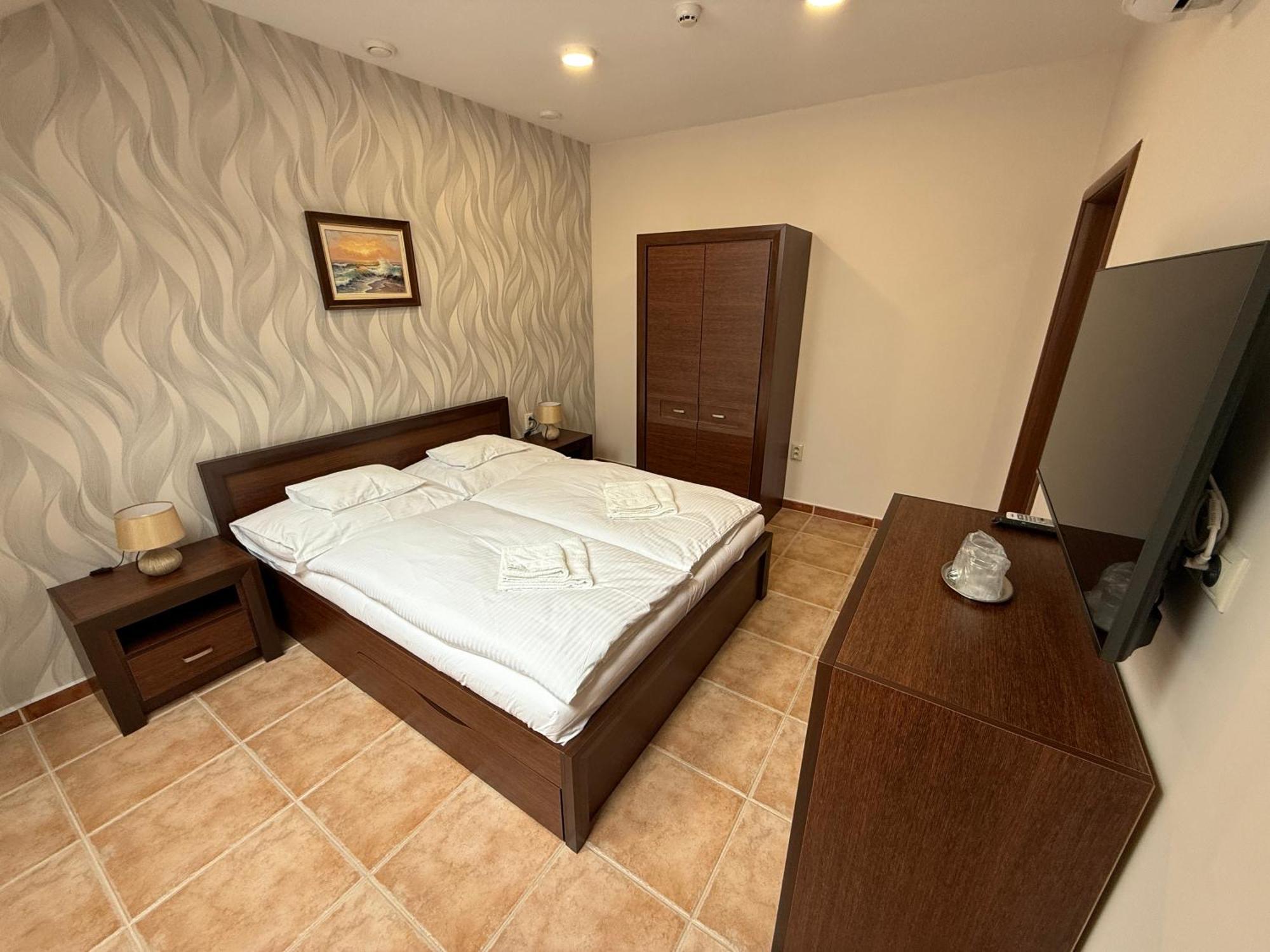 Spa & Wellness Hotel Orchidea Veľký Meder Exteriör bild